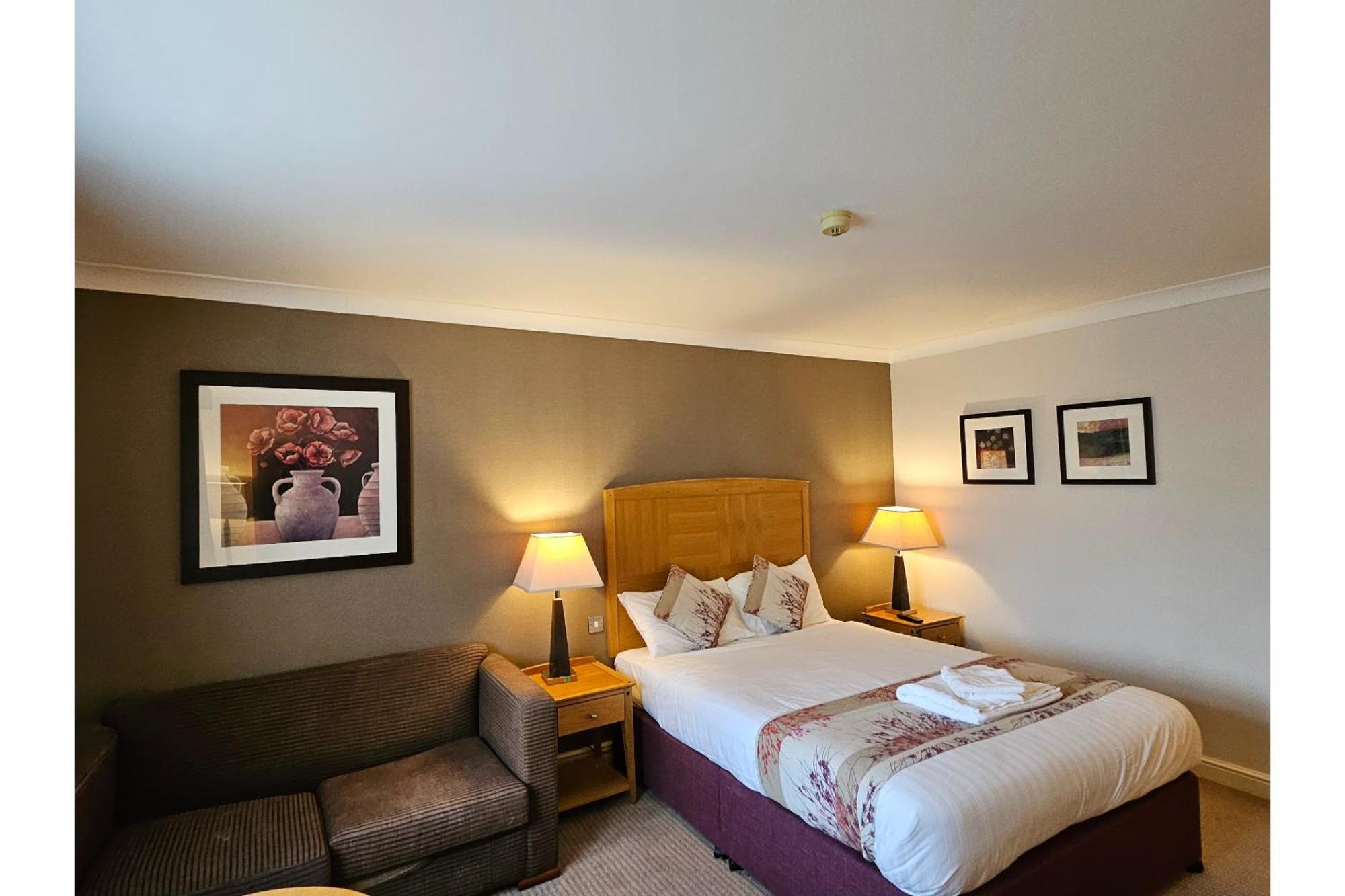 Oyo Blaby Westfield Hotel Лестър Екстериор снимка