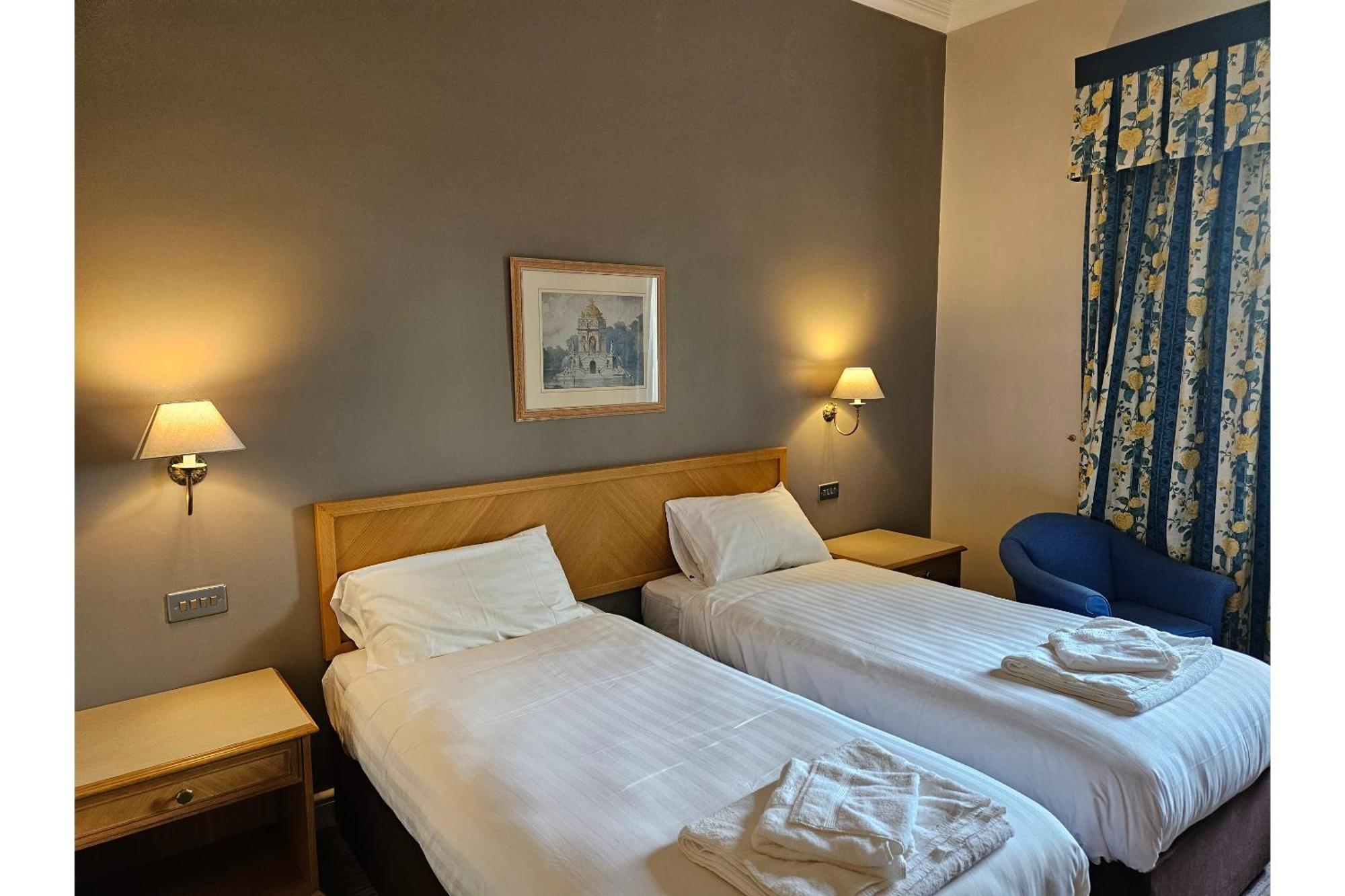 Oyo Blaby Westfield Hotel Лестър Екстериор снимка
