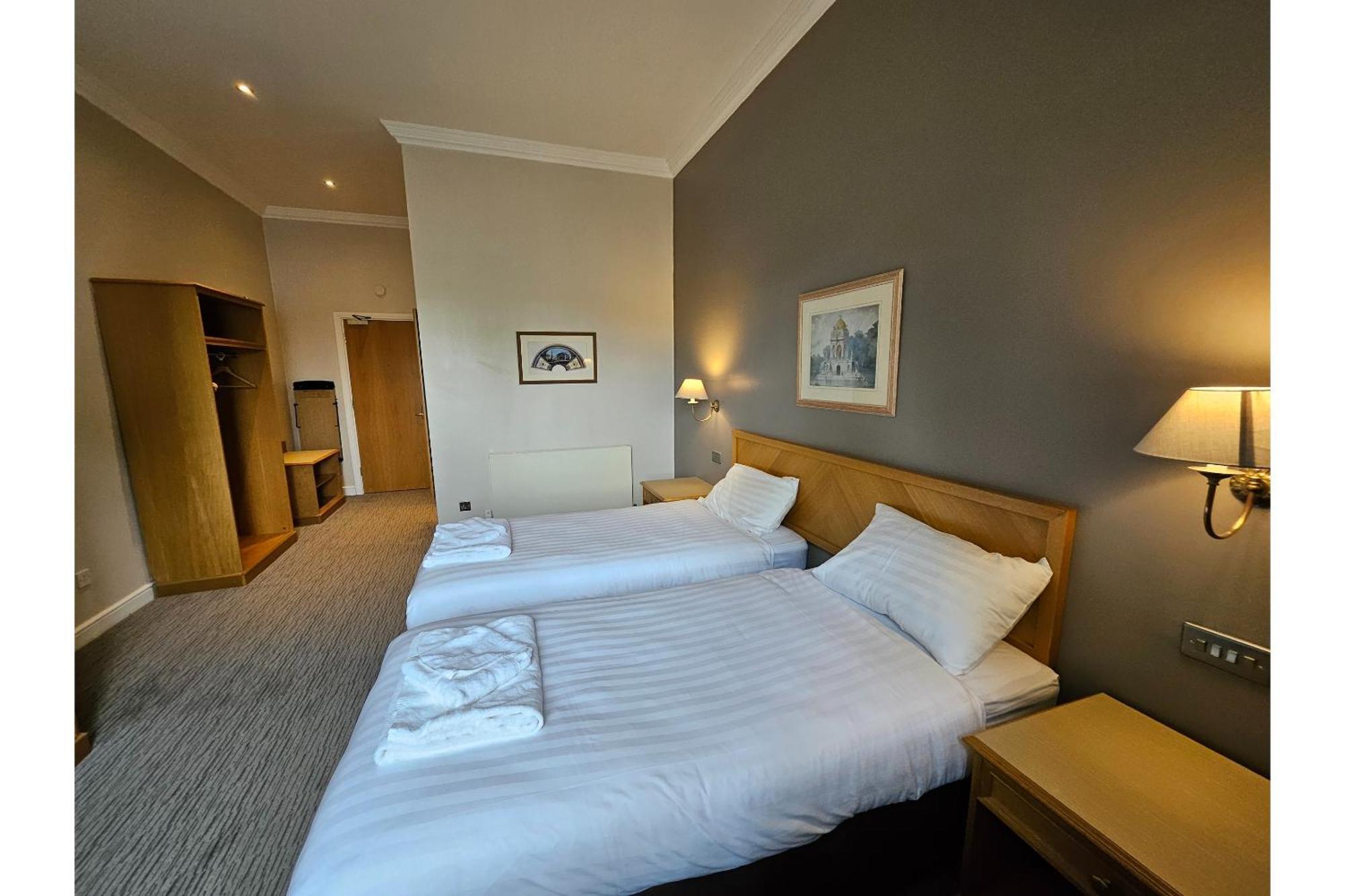 Oyo Blaby Westfield Hotel Лестър Екстериор снимка