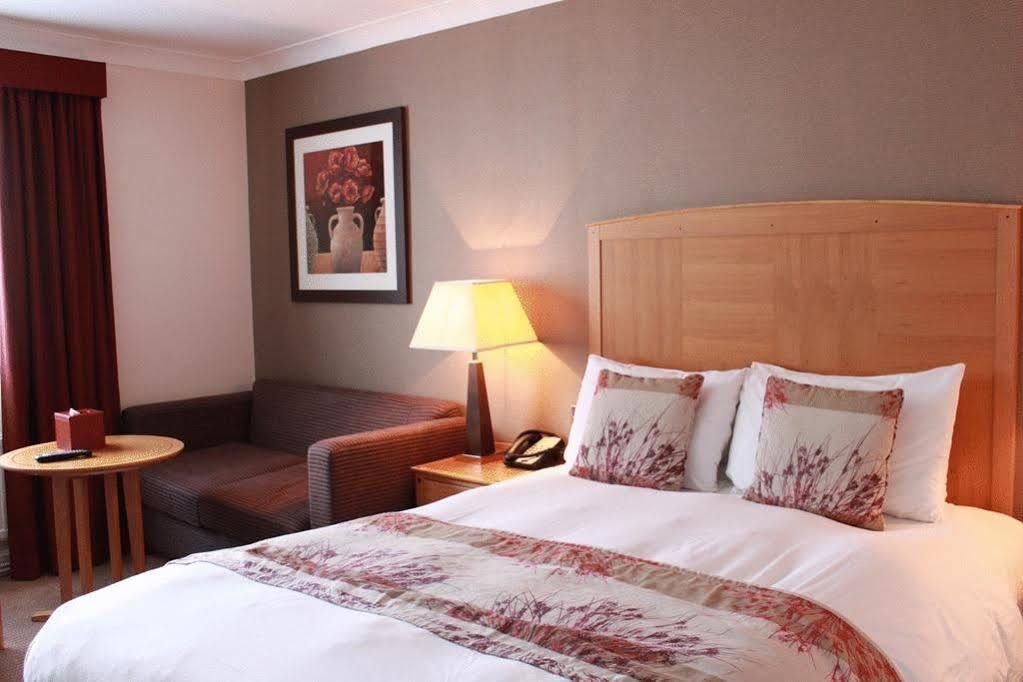 Oyo Blaby Westfield Hotel Лестър Екстериор снимка