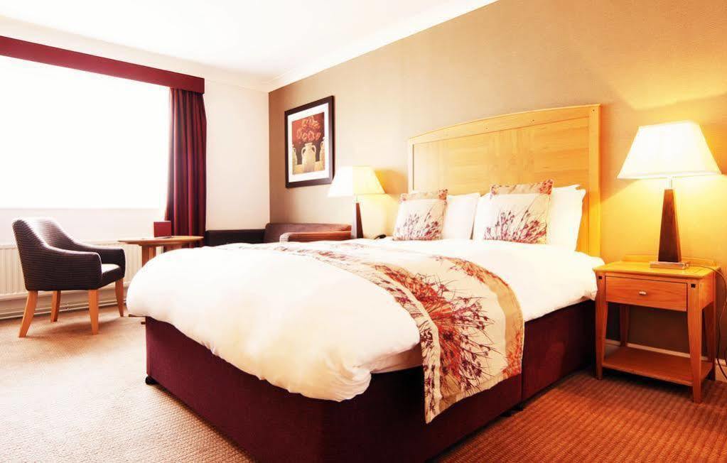 Oyo Blaby Westfield Hotel Лестър Екстериор снимка